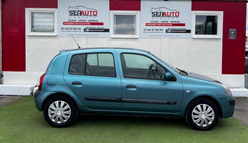 RENAULT CLIO II 2004