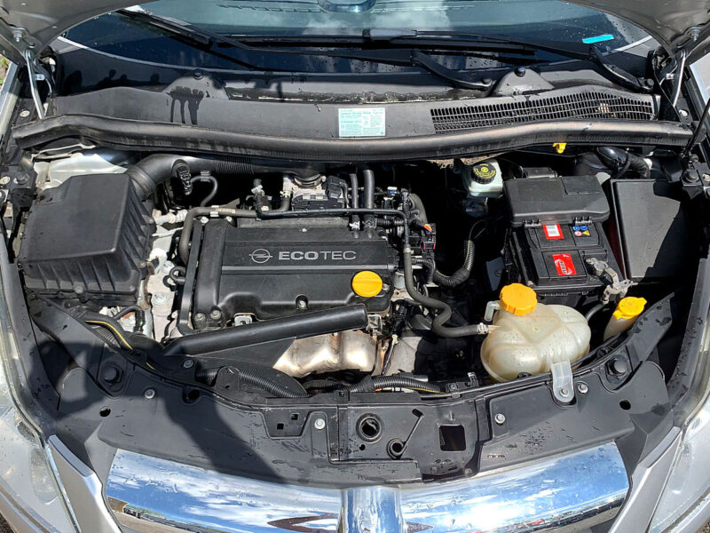 OPEL CORSA 1.4i 90cv 