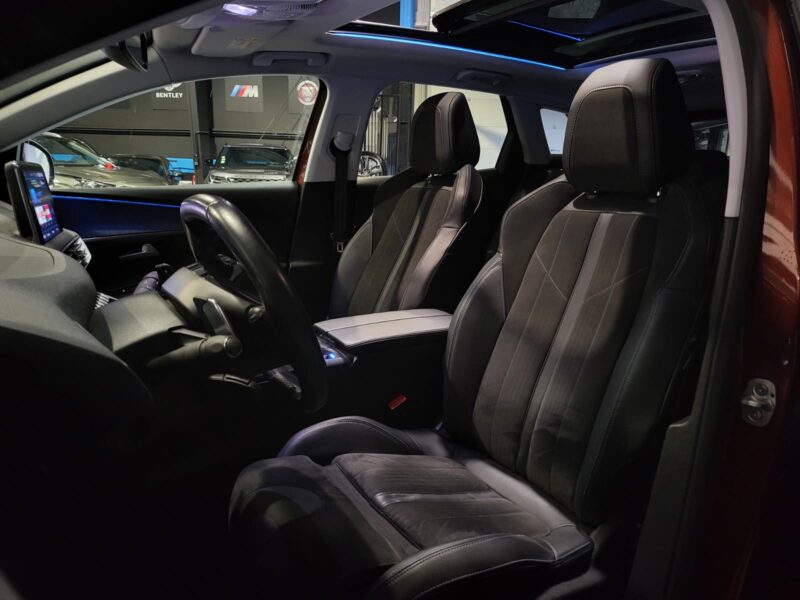 PEUGEOT 3008 CROSSWAY 1.2 PURETECH 130 EAT8 , Toit Ouvrant , Caméra 360 , Angle Mort