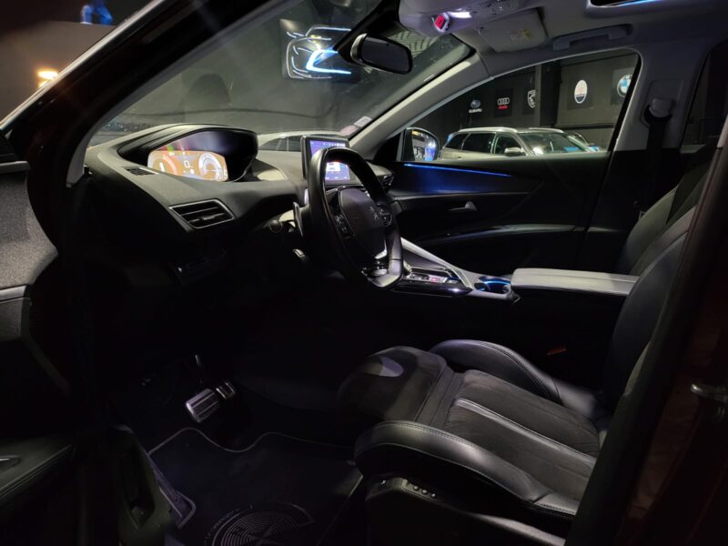 PEUGEOT 3008 CROSSWAY 1.2 PURETECH 130 EAT8 , Toit Ouvrant , Caméra 360 , Angle Mort