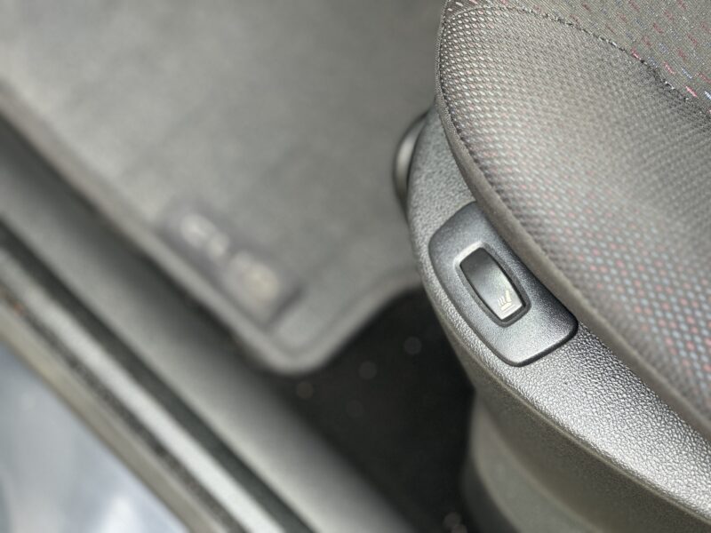 RENAULT CLIO 3 ESS 1.6 DYNAMIQUE PAYER EN 4X