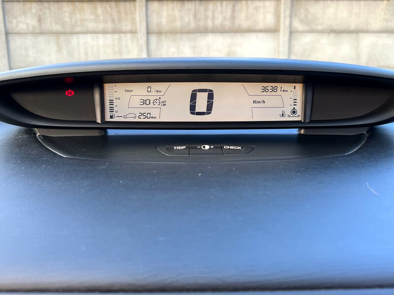 CITROEN C4 1.6 16V 110 Cv 1ERE MAIN / 36 300 Kms REELS ORIGINE FRANCE - Garantie1an