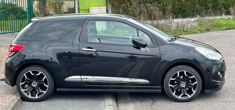 CITROEN DS3 2011