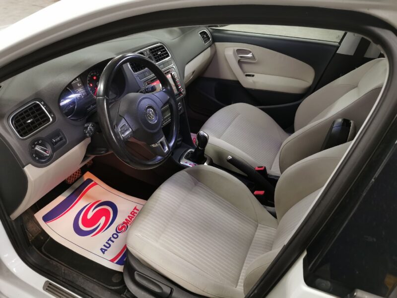 VOLKSWAGEN POLO ONTFORTLINE 1.6 TDI 90 DSG 7