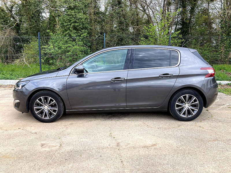 PEUGEOT 308 II 2017