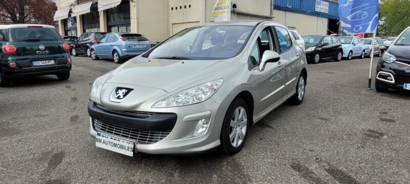 PEUGEOT 308 1.6 Essence 120 CV