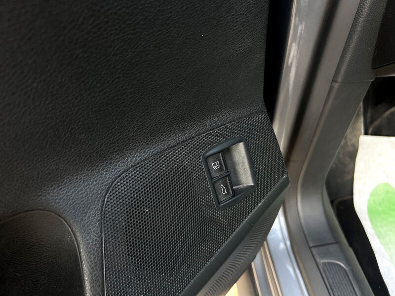 VOLKSWAGEN PASSAT B6 VI BERLINE 1.6 102 Cv 1ERE MAIN / 82 600 Kms - Garantie1an