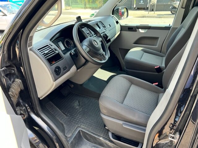 VOLKSWAGEN TRANSPORTER T5 140CH SPORT DSG7 2014