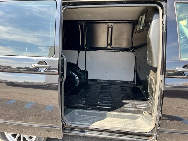 VOLKSWAGEN TRANSPORTER T5 140CH SPORT DSG7 2014