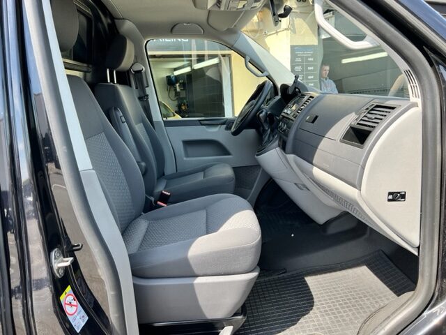 VOLKSWAGEN TRANSPORTER T5 140CH SPORT DSG7 2014