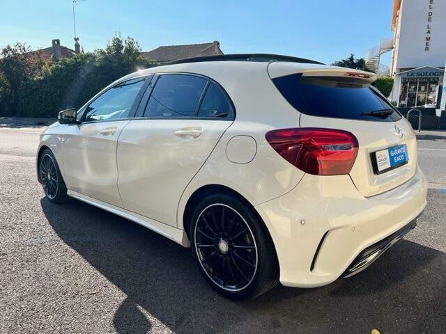 MERCEDES CLASSE A 180 AMG FASCINATION  BVM 2016