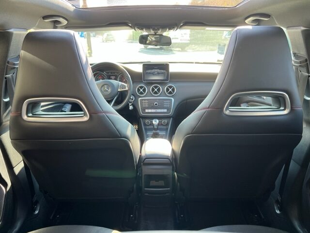 MERCEDES CLASSE A 180 AMG FASCINATION  BVM 2016