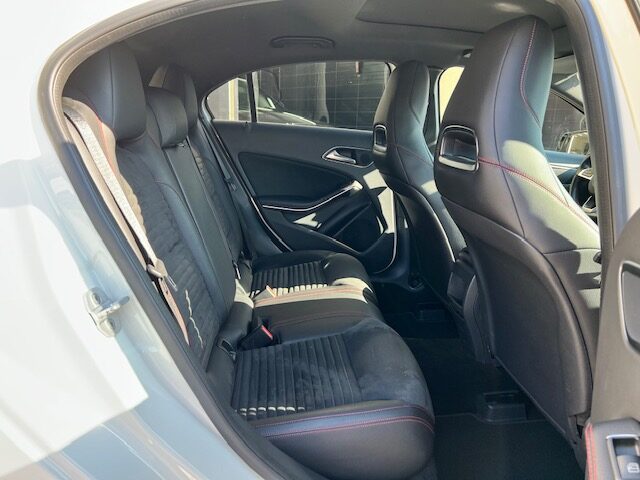 MERCEDES CLASSE A 180 AMG FASCINATION  BVM 2016