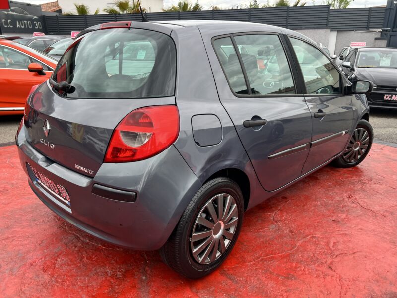 RENAULT CLIO III 2005