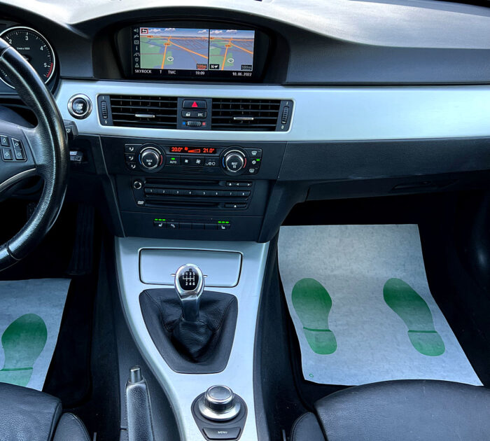 BMW SERIE 3 BMW SERIE 3 E93 CABRIOLET 330D 3.0 6 CYLINDRES 231 Cv Pack LUXE / ORIGINE FRANCE - Garan