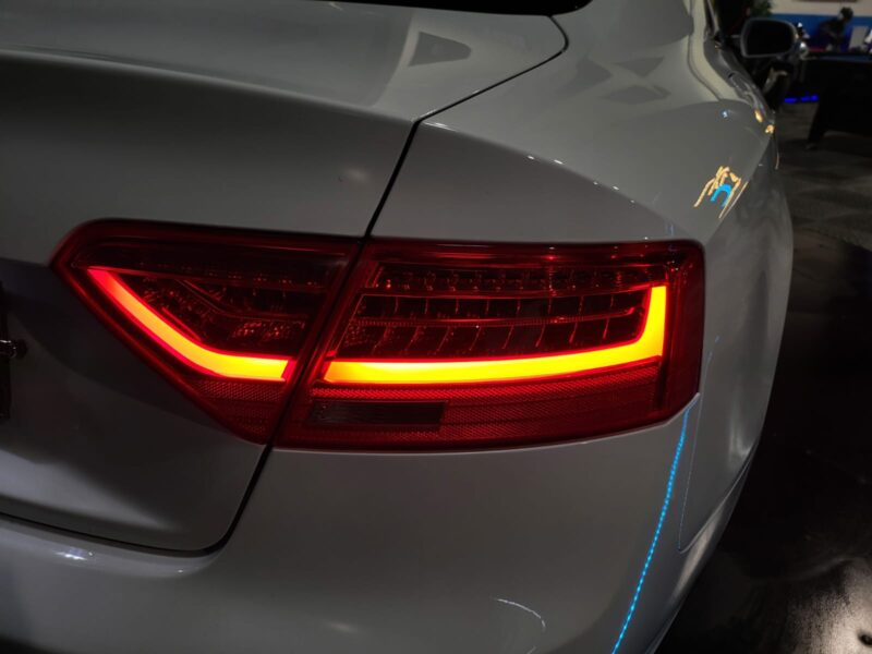 AUDI A5 COUPE 2.0 TDI ULTRA 163 AMBIENTE / SIEGES CHAUFFANTS / RADAR DE RECUL /