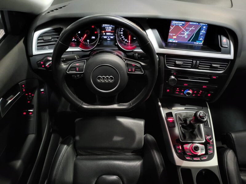AUDI A5 COUPE 2.0 TDI ULTRA 163 AMBIENTE / SIEGES CHAUFFANTS / RADAR DE RECUL /