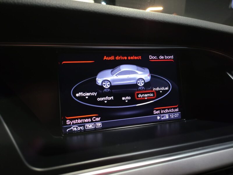 AUDI A5 COUPE 2.0 TDI ULTRA 163 AMBIENTE / SIEGES CHAUFFANTS / RADAR DE RECUL /