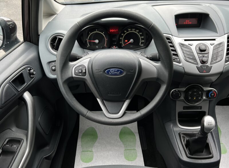 FORD FIESTA 5 V 1.4 TDCI 70 Cv 1ERE MAIN / 45 500 KMS - Garantie1an