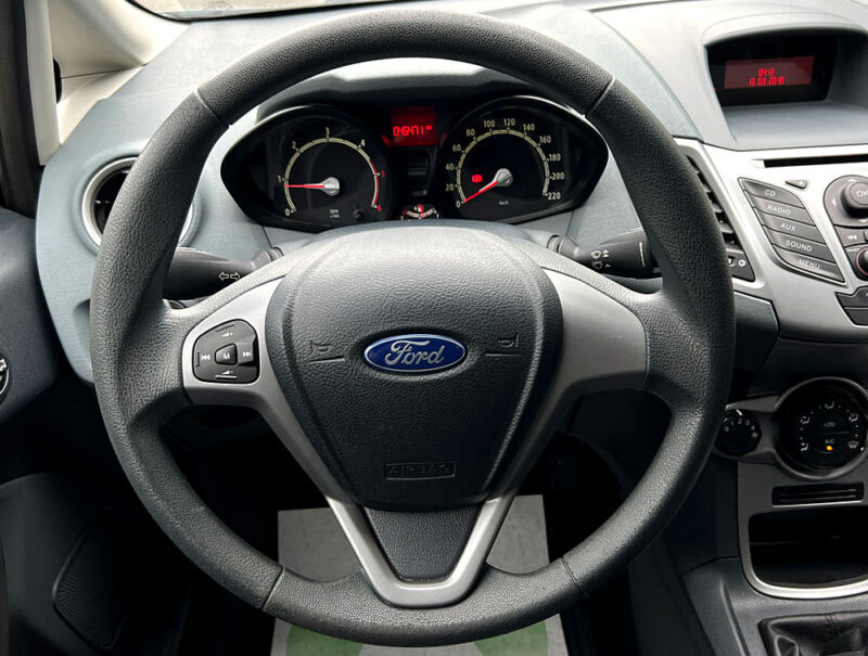 FORD FIESTA 5 V 1.4 TDCI 70 Cv 1ERE MAIN / 45 500 KMS - Garantie1an