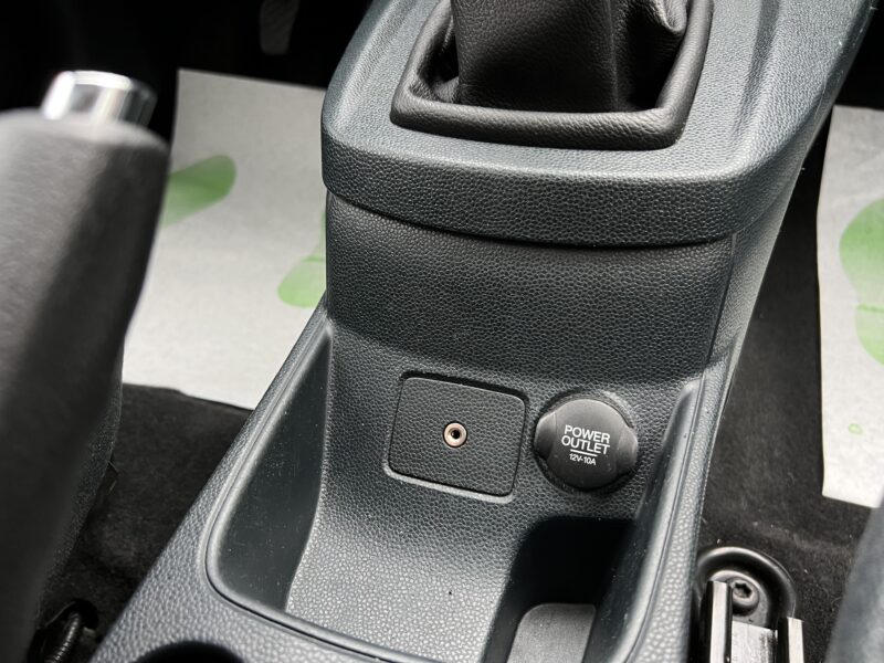 FORD FIESTA 5 V 1.4 TDCI 70 Cv 1ERE MAIN / 45 500 KMS - Garantie1an