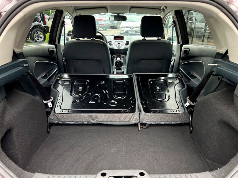 FORD FIESTA 5 V 1.4 TDCI 70 Cv 1ERE MAIN / 45 500 KMS - Garantie1an