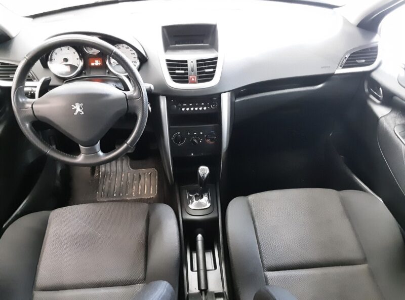 PEUGEOT 207 1ERE MAIN / BOITE AUTOMATIQUE CLIMATISAITON KIT BLUETOOTH - Garantie1an
