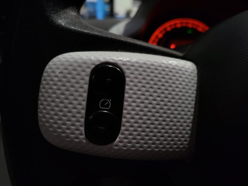 RENAULT TWINGO 1.0 SCe 70cv limited