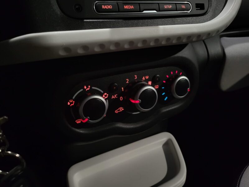 RENAULT TWINGO 1.0 SCe 70cv limited