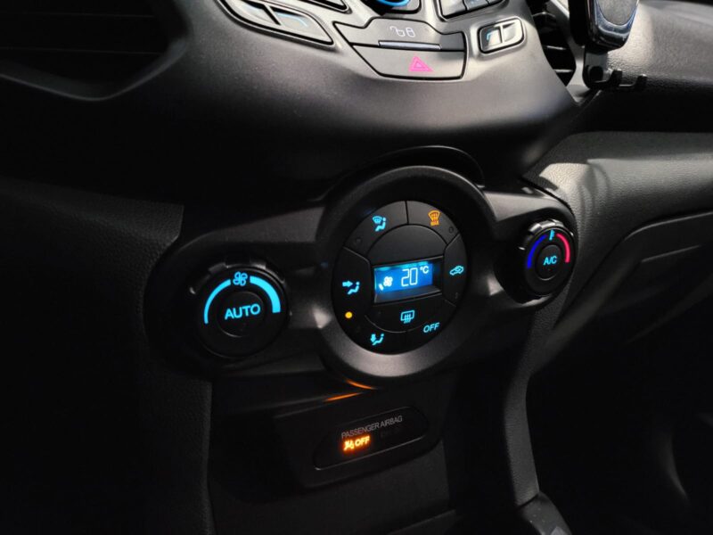 FORD ECOSPORT 1.5 TDCi 90cv 4X2 TITANIUM BVM5