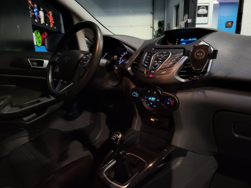 FORD ECOSPORT 1.5 TDCi 90cv 4X2 TITANIUM BVM5