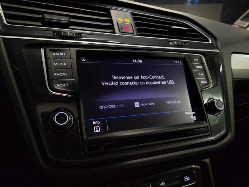 VOLKSWAGEN TIGUAN 1.4 TSi 150cv ACT CONFORTLINE+ 1er MAIN TOIT OUVRANT PANORAMIQUE / ATTELAGE ELECTR