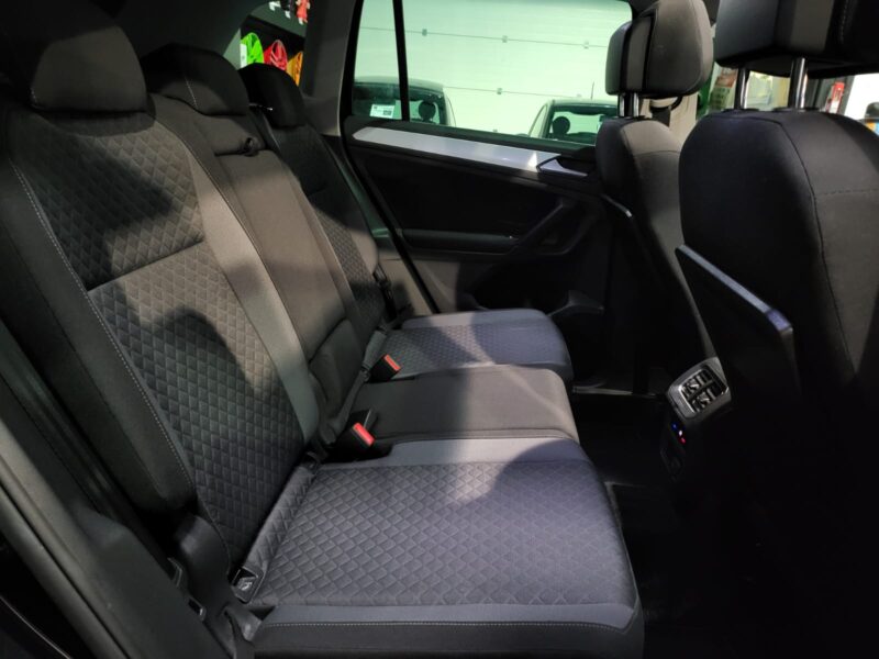 VOLKSWAGEN TIGUAN 1.4 TSi 150cv ACT CONFORTLINE+ 1er MAIN TOIT OUVRANT PANORAMIQUE / ATTELAGE ELECTR