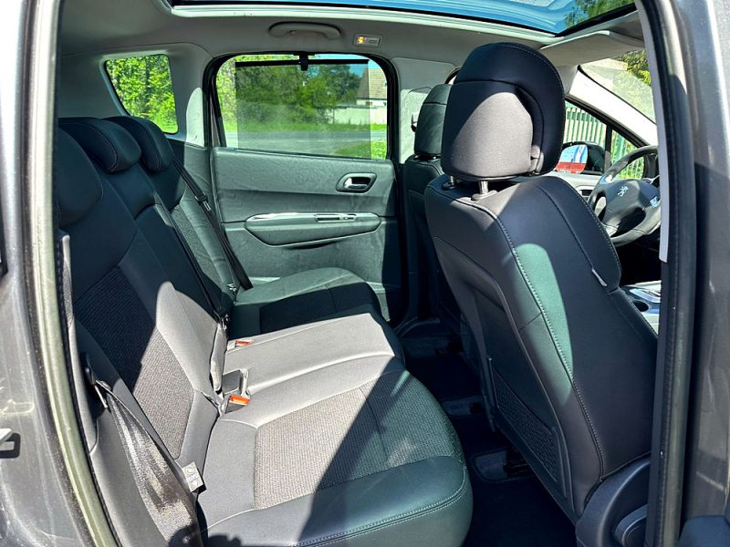 PEUGEOT 3008 2014 - 68303 KM