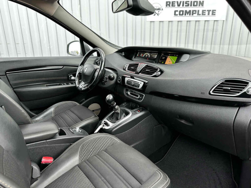 RENAULT SCÉNIC III 2014