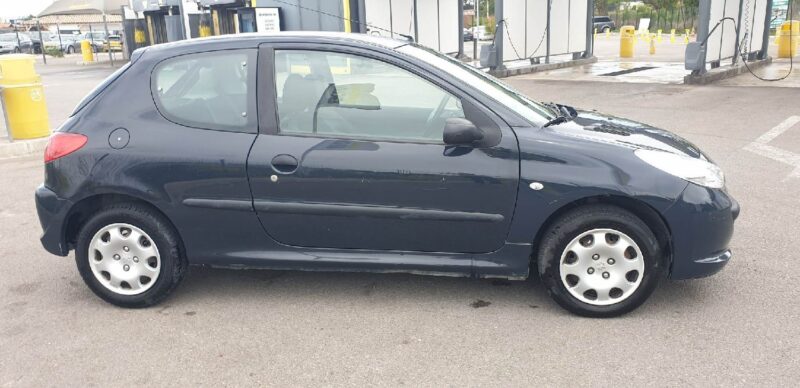PEUGEOT 206+ 2009