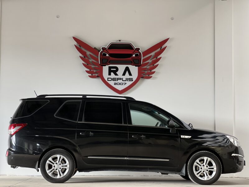 SSANGYONG RODIUS 2.2 178CH AUTOMATIQUE