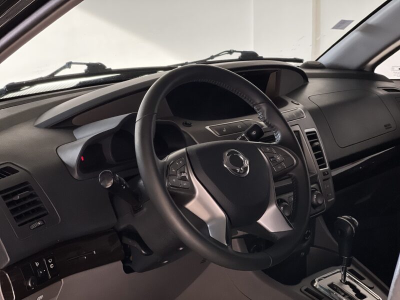 SSANGYONG RODIUS 2.2 178CH AUTOMATIQUE