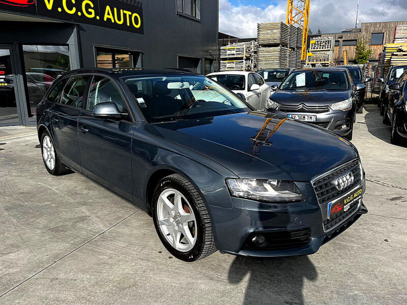 AUDI A4 B8 Avant 2.0 TDI 136 attraction
