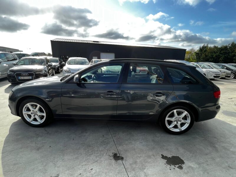 AUDI A4 B8 Avant 2.0 TDI 136 attraction