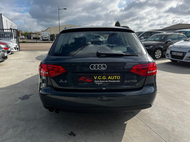 AUDI A4 B8 Avant 2.0 TDI 136 attraction