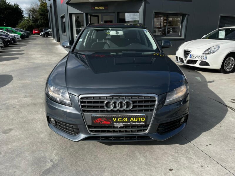 AUDI A4 B8 Avant 2.0 TDI 136 attraction