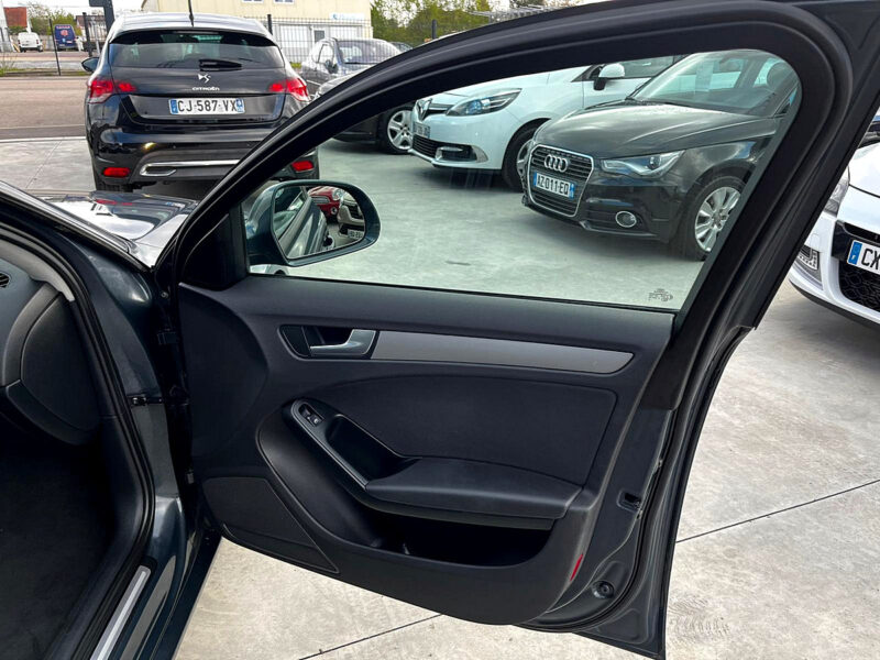 AUDI A4 B8 Avant 2.0 TDI 136 attraction