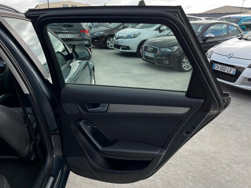 AUDI A4 B8 Avant 2.0 TDI 136 attraction