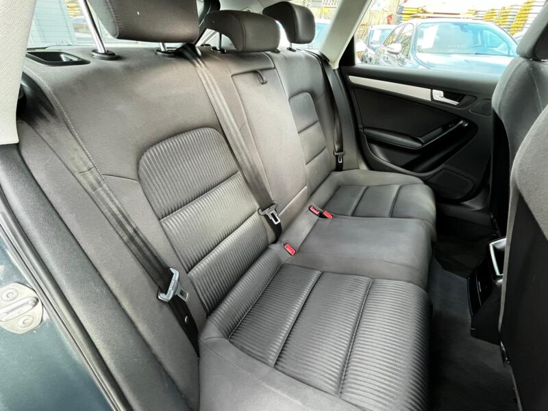 AUDI A4 B8 Avant 2.0 TDI 136 attraction