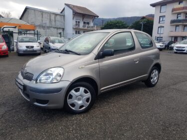TOYOTA YARIS 1.0 VVT-i 65CV LUNA