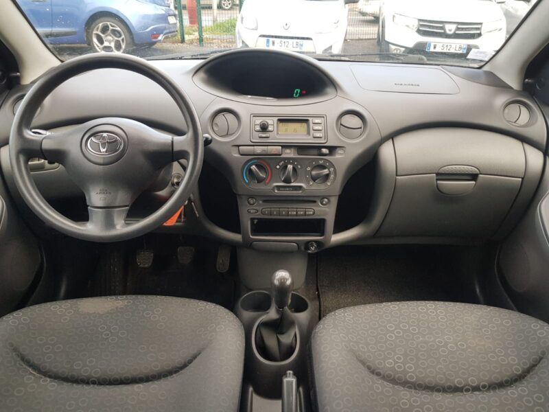 TOYOTA YARIS 1.0 VVT-i 65CV LUNA