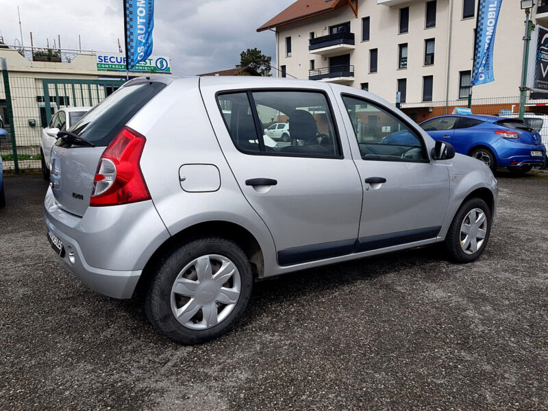 DACIA SANDERO 1.4 MPi 75CV AMBIANCE