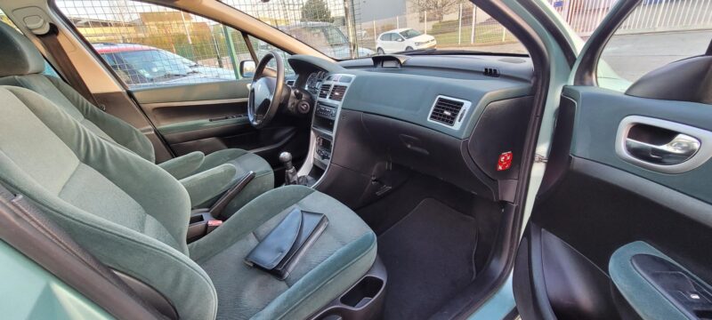 PEUGEOT 307 Break 2004