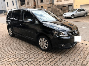 VOLKSWAGEN TOURAN1.6 TDI Cup 105CH GPS